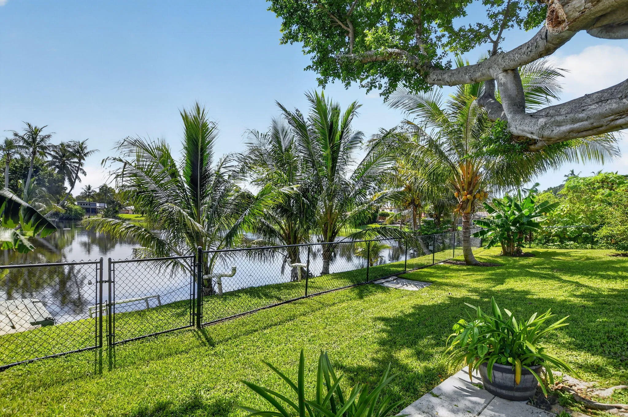 Property photo 65