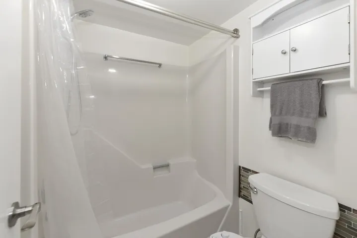 166 Lake Carol Dr West Palm-large-021-01