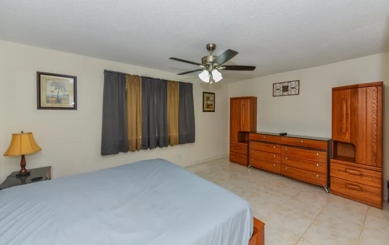 166 Lake Carol Dr West Palm-large-019-01