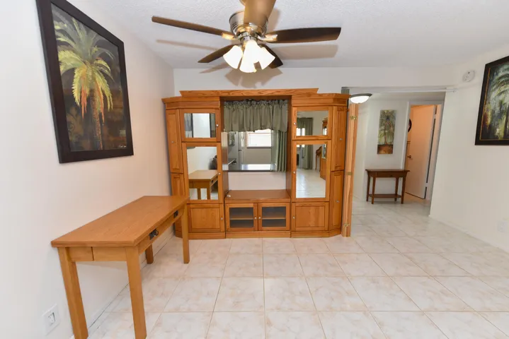 166 Lake Carol Dr West Palm-large-022-02