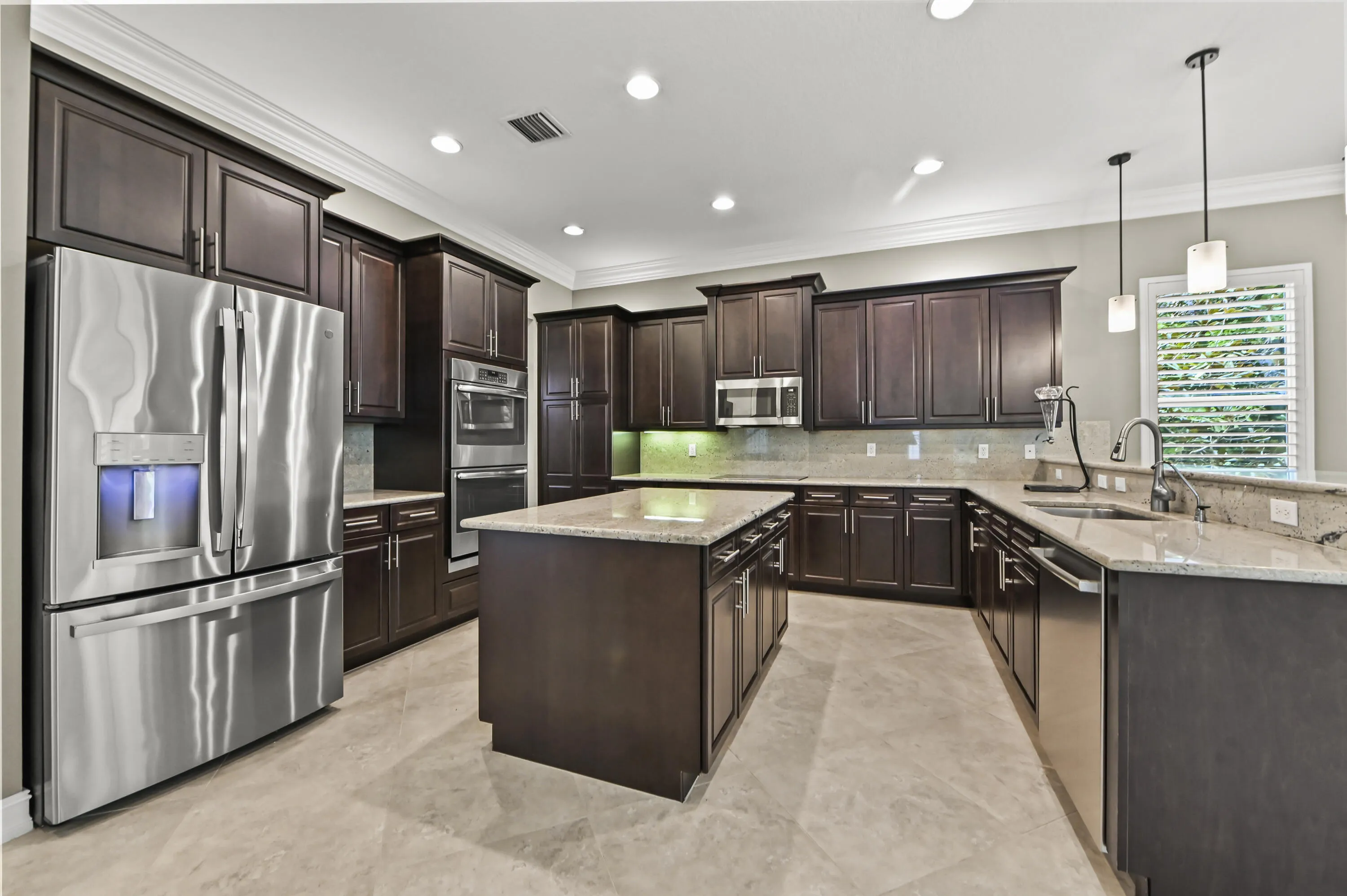 15 Kitchen 03