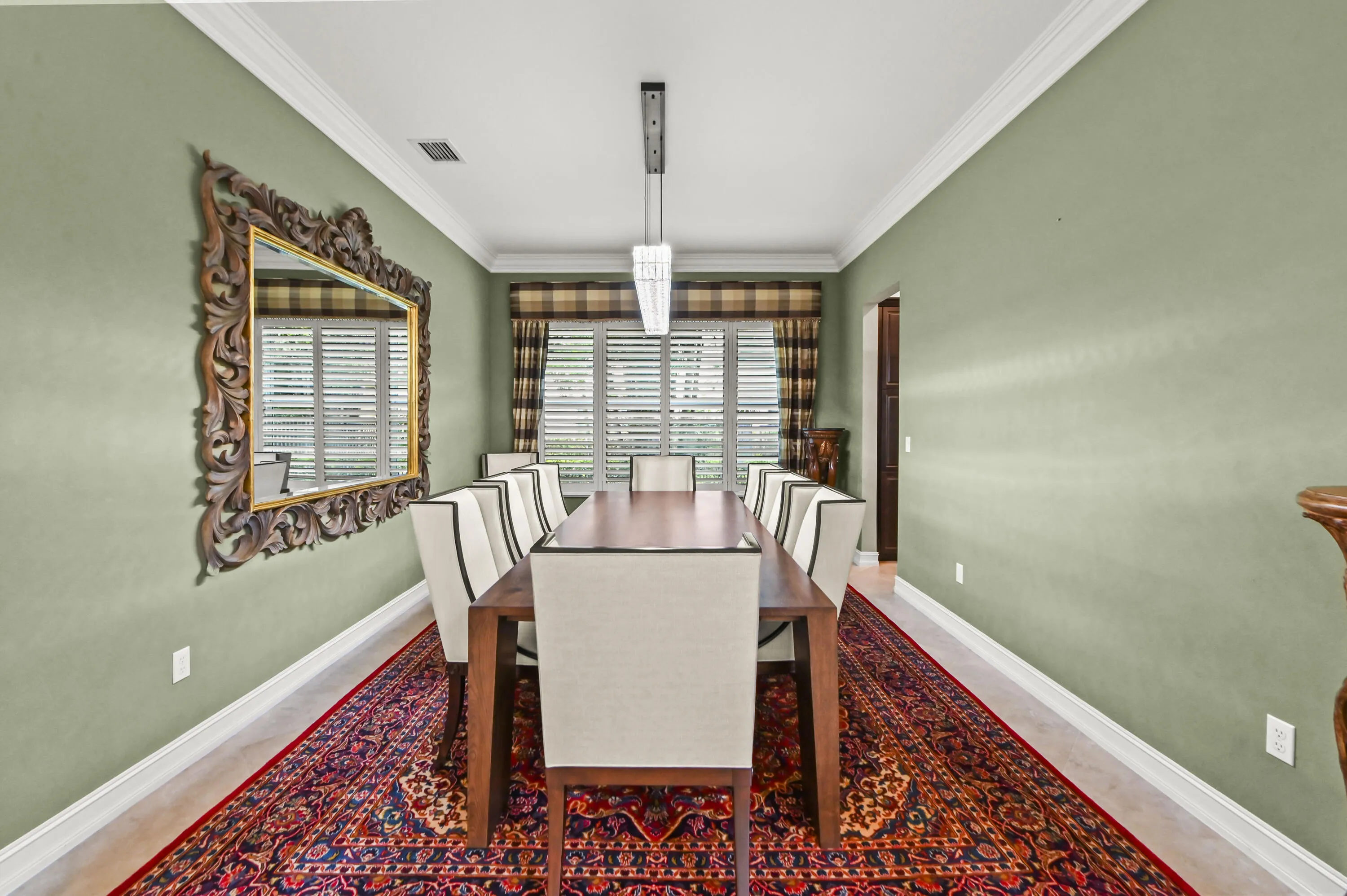 11 Dining room 01