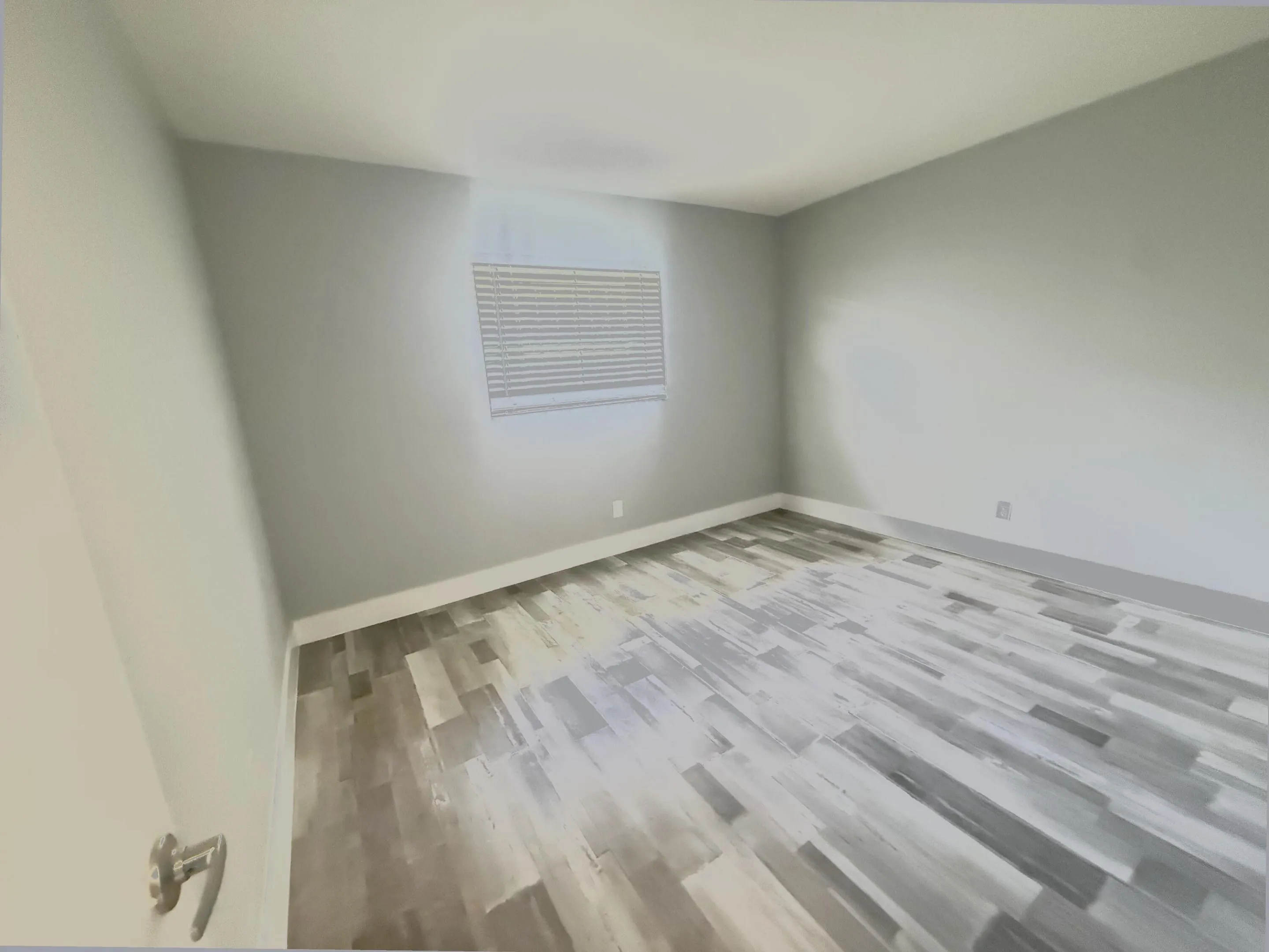 MLS_06_bedroom_angle_2
