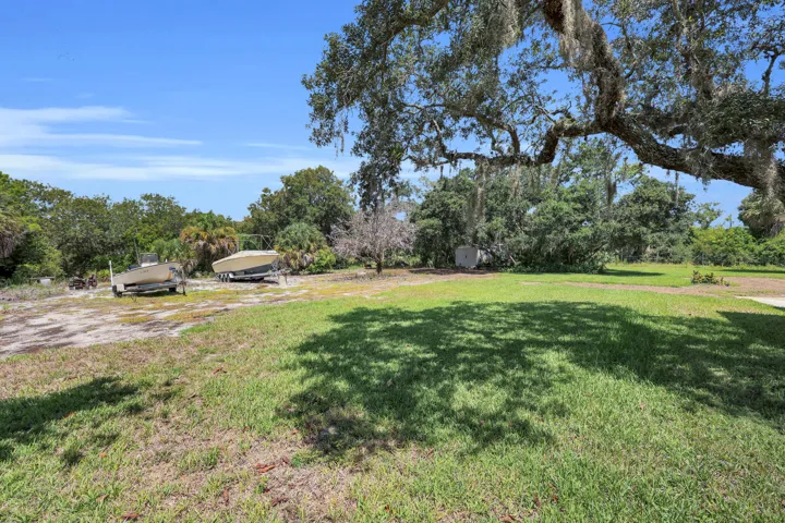 Exterior Rear Yard