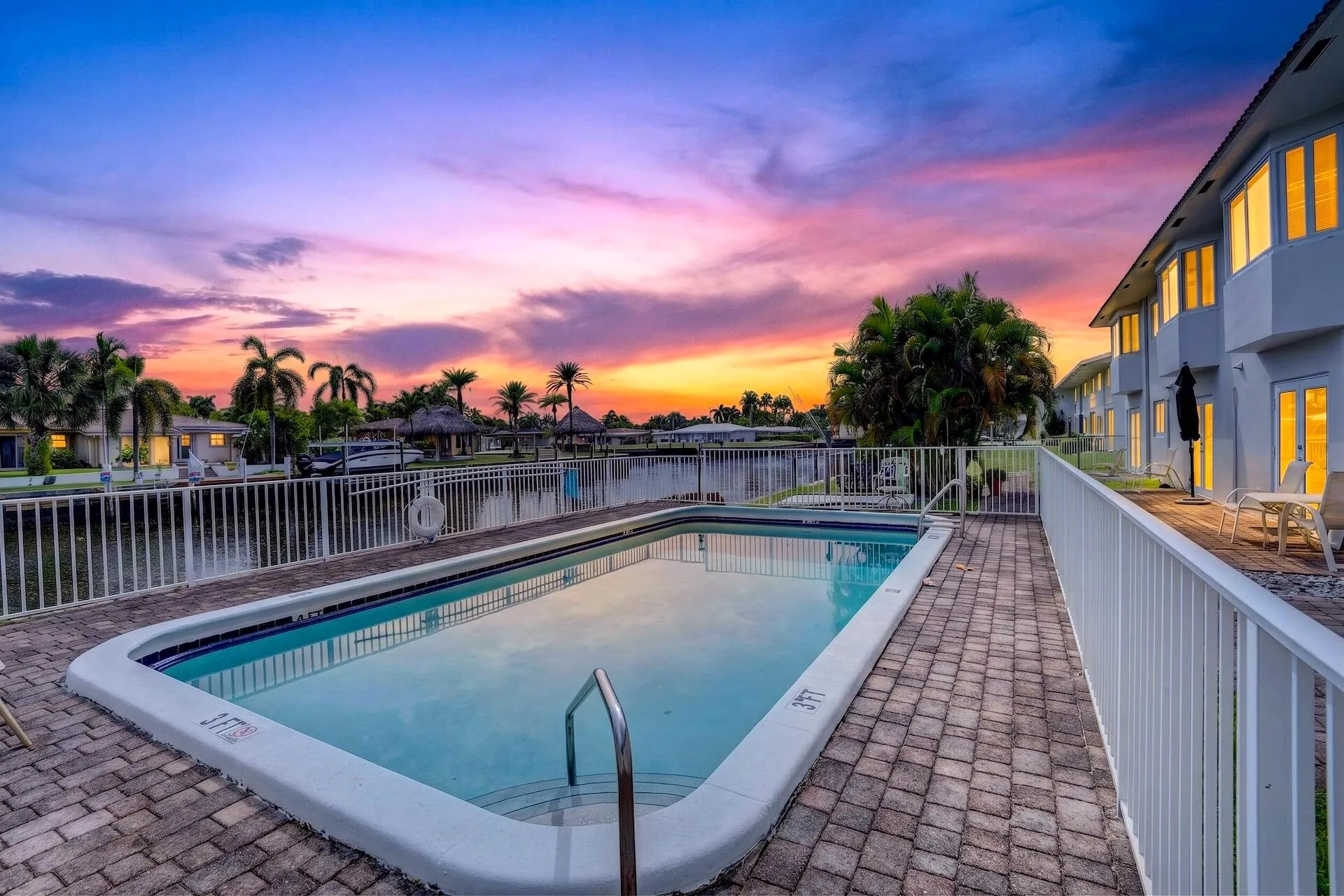 TWILIGHT POOL
