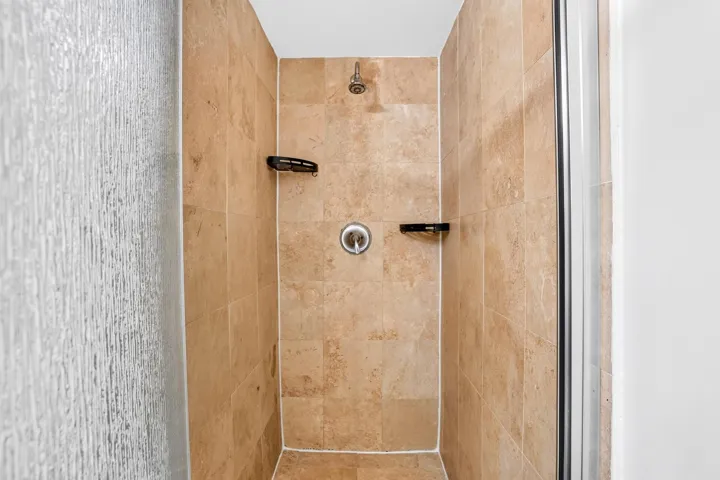 PRIMARY BATH-3