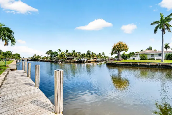 WATER VIEW-4