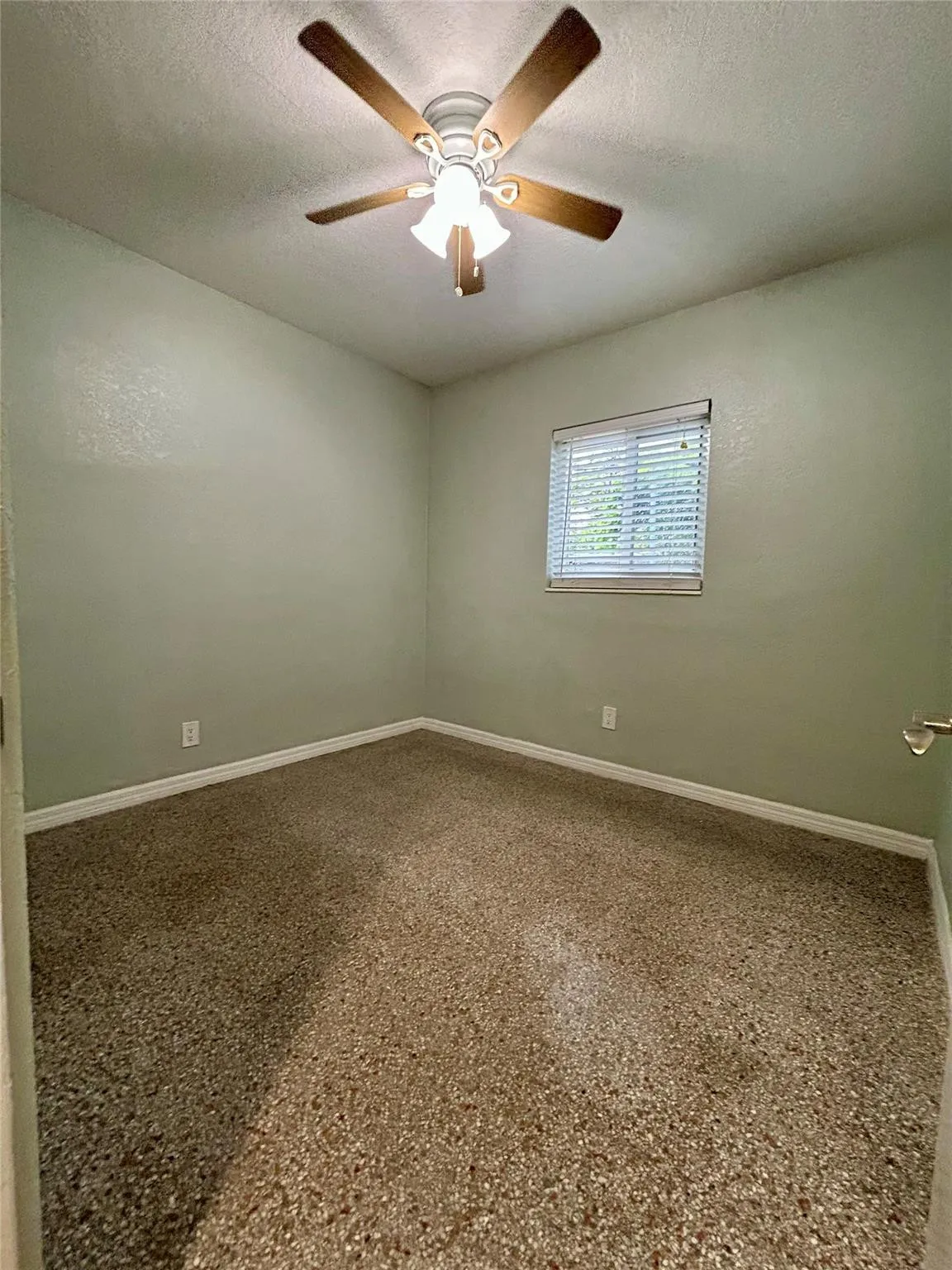 2nd guest bedroom