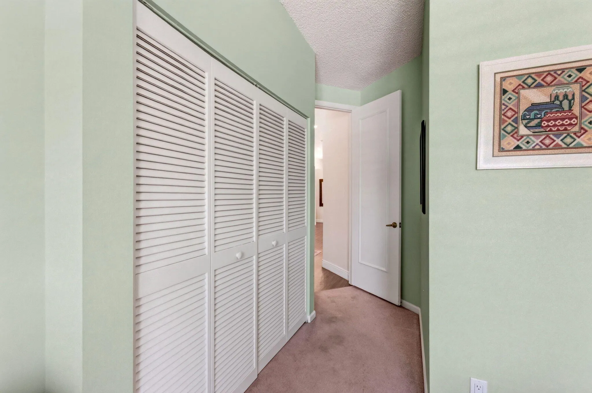 Second Bedroom​​‌​​​​‌​​‌‌​‌‌​​​‌‌​‌​‌​‌​​​‌​​ Closet