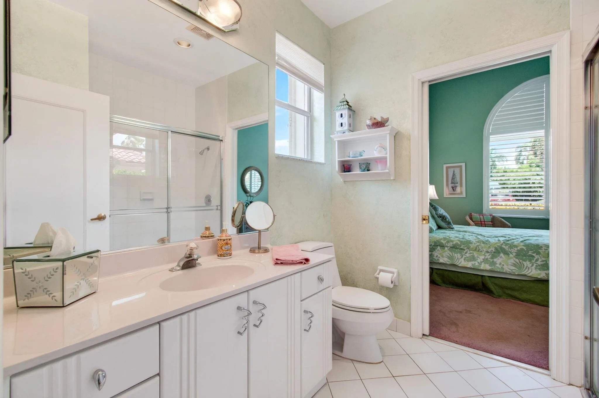 Full Guest Bath
