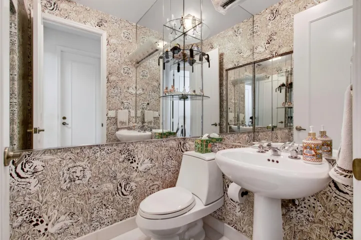 Powder Room