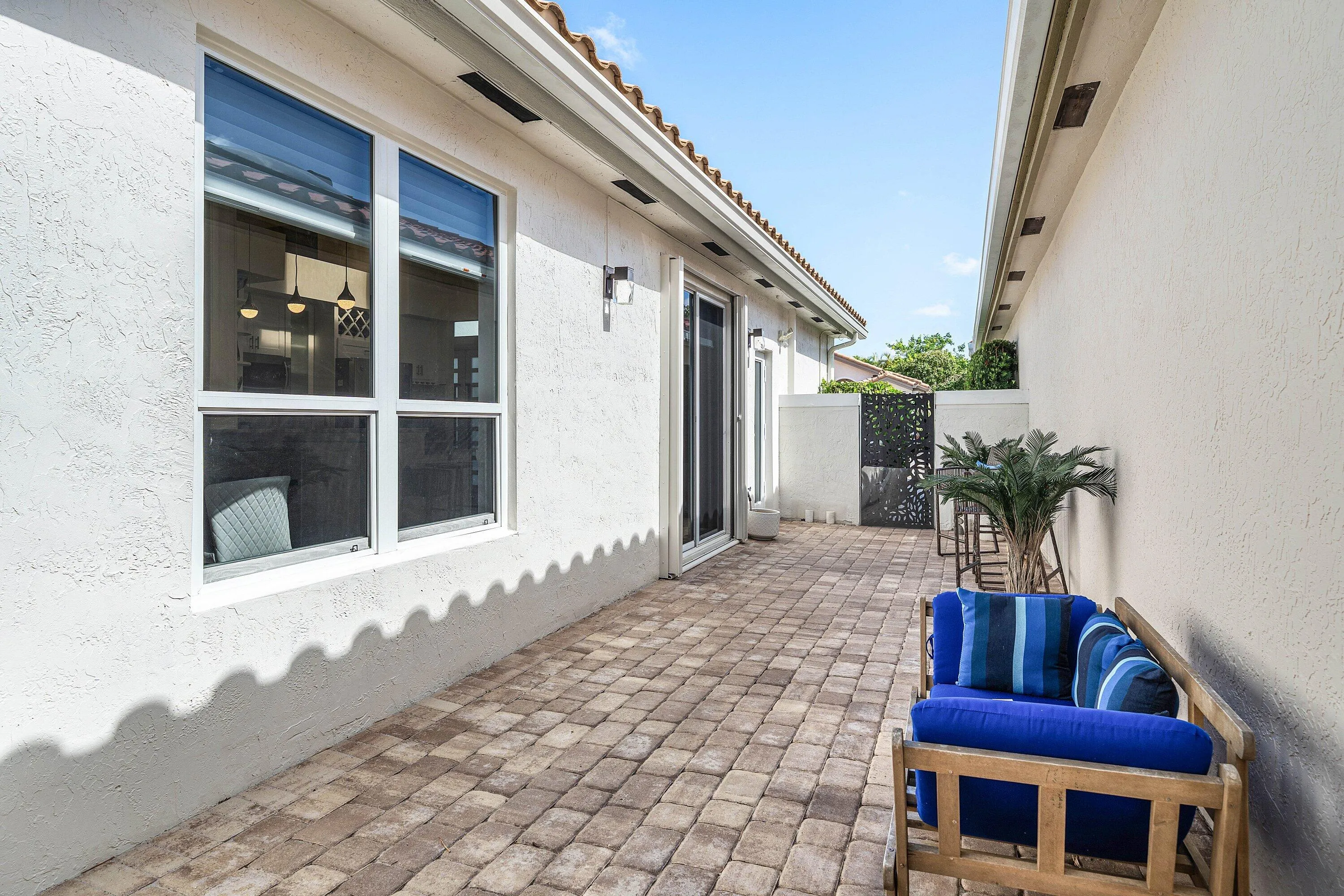 Large Side Patio