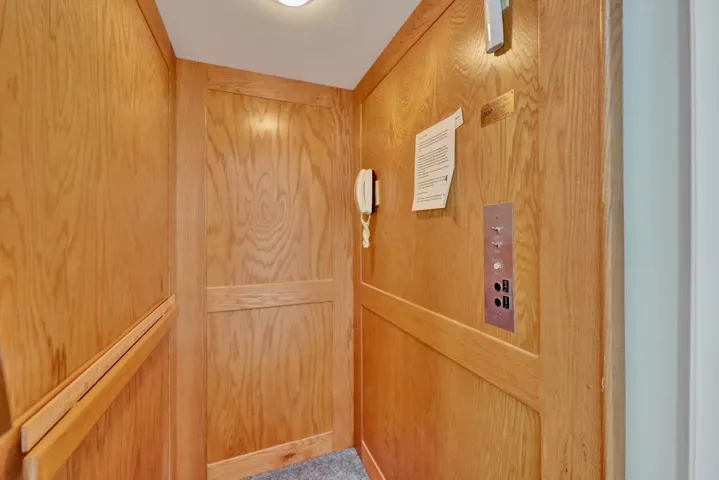 7669 Springwater - 52