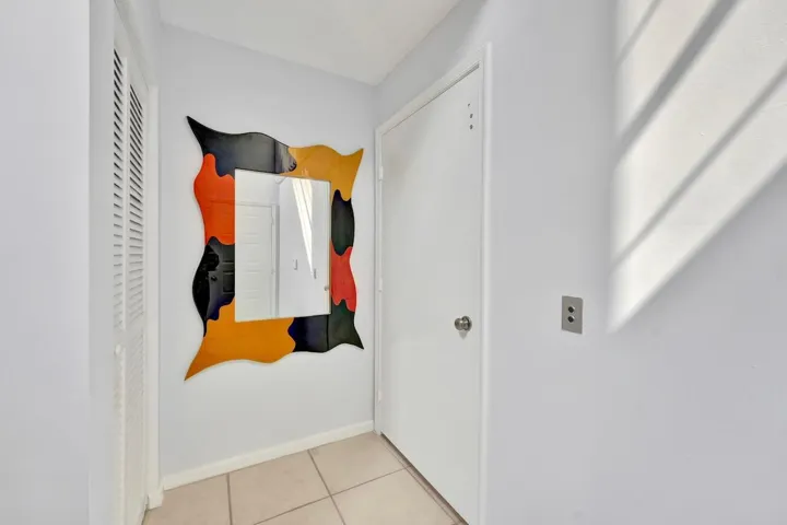 7669 Springwater - 13