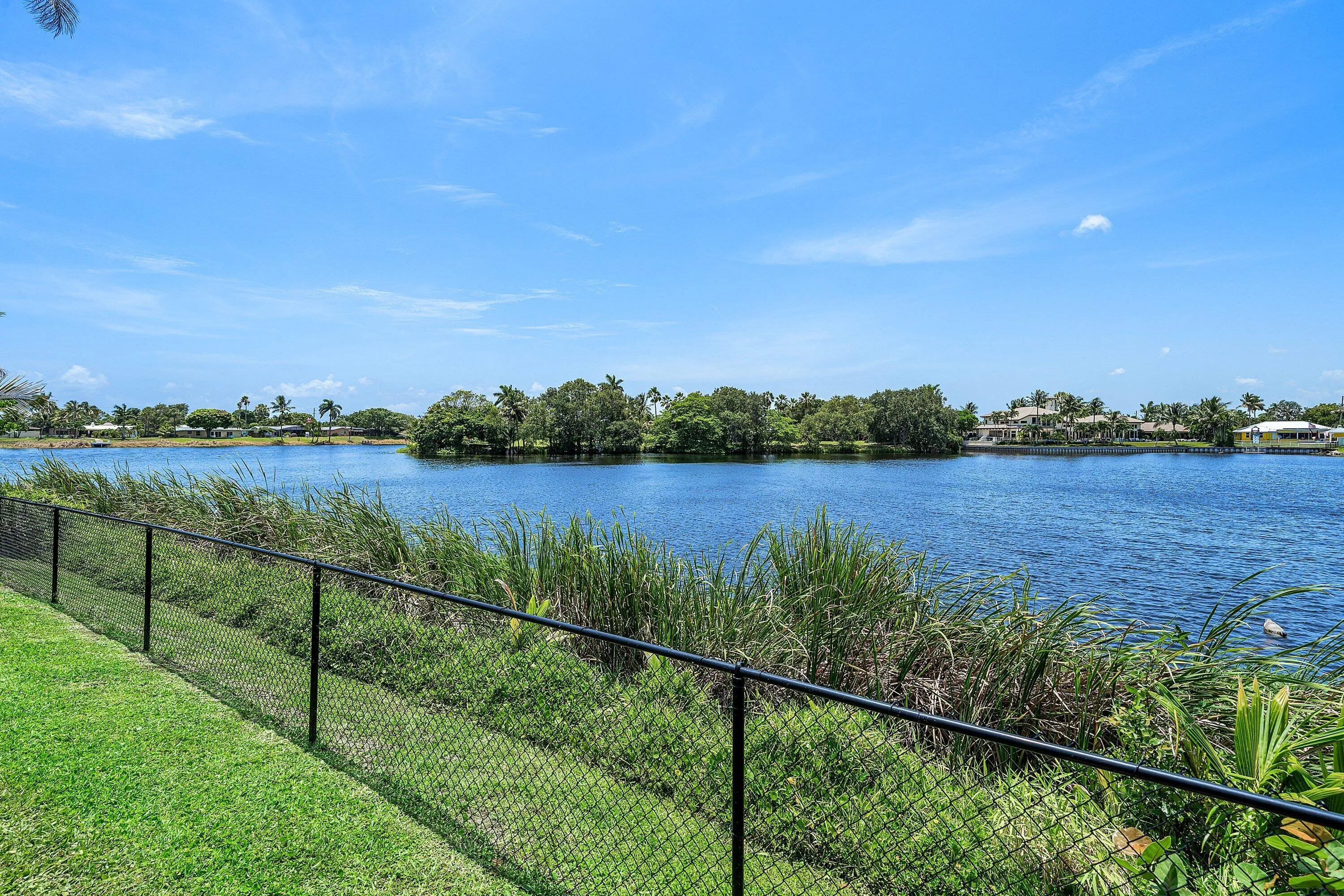 040-1128Southwest7thStreet-BocaRaton-FL-