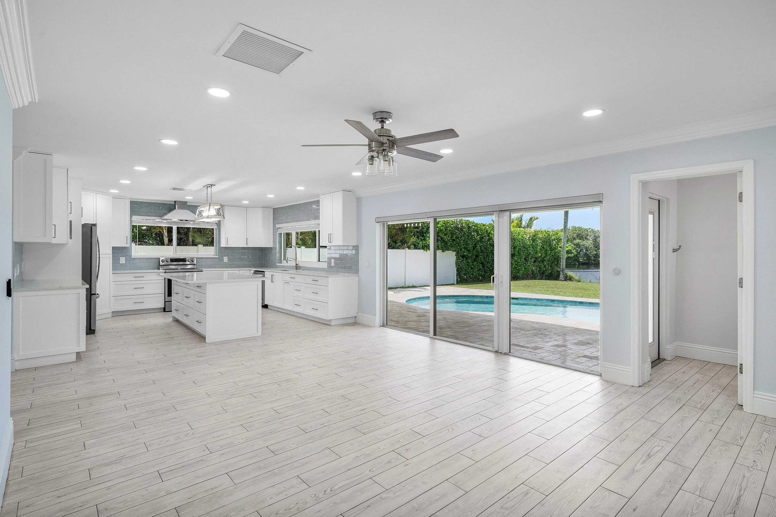 010-1128Southwest7thStreet-BocaRaton-FL-