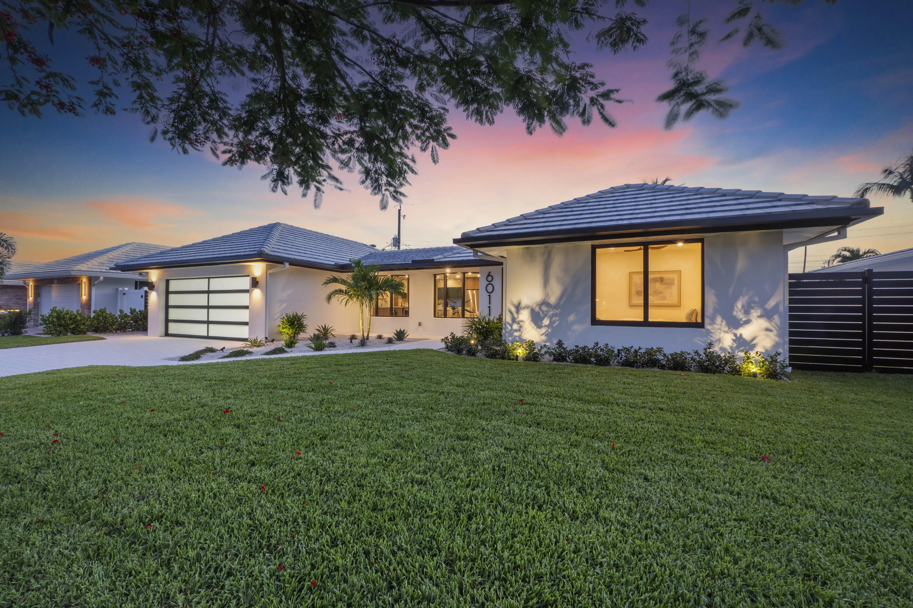 6011 NE 19th Ave Twilight_001