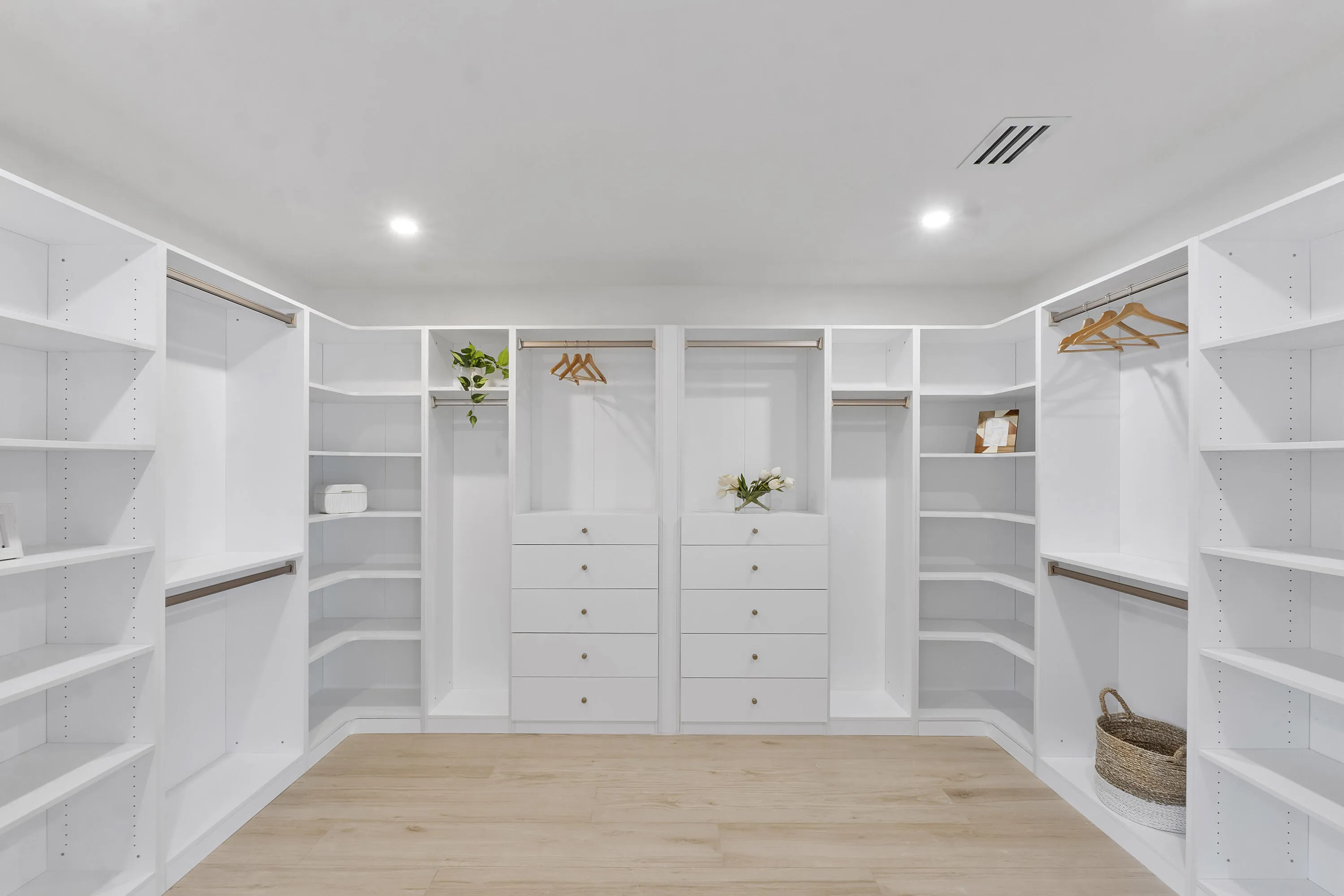 6011 NE 19th Ave_044