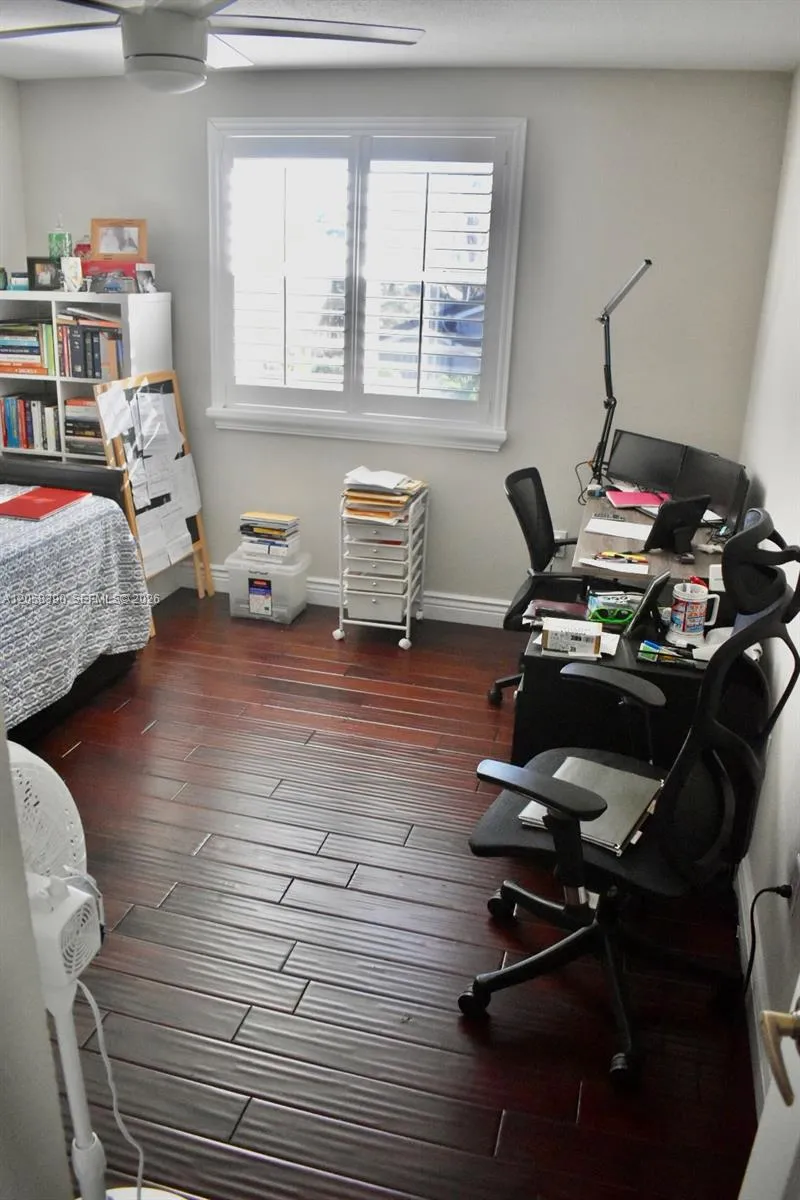 Property photo 35