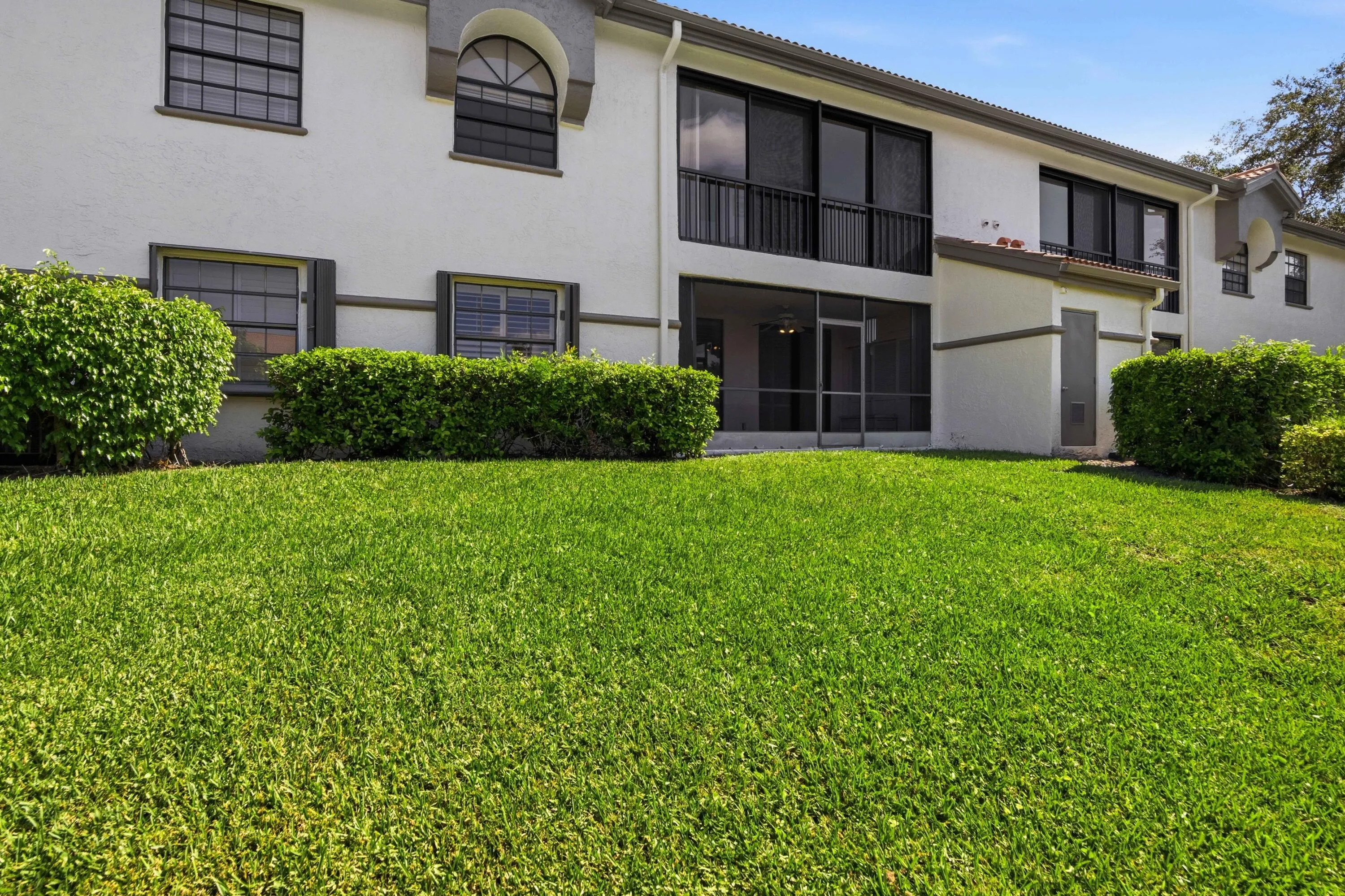 5226 Europa Dr unit _028
