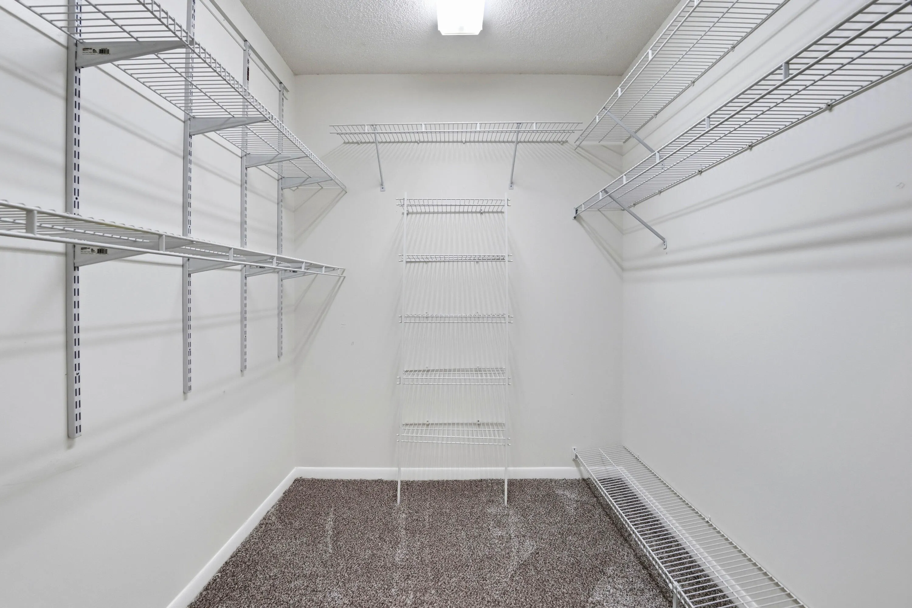 Master Walkin Closet