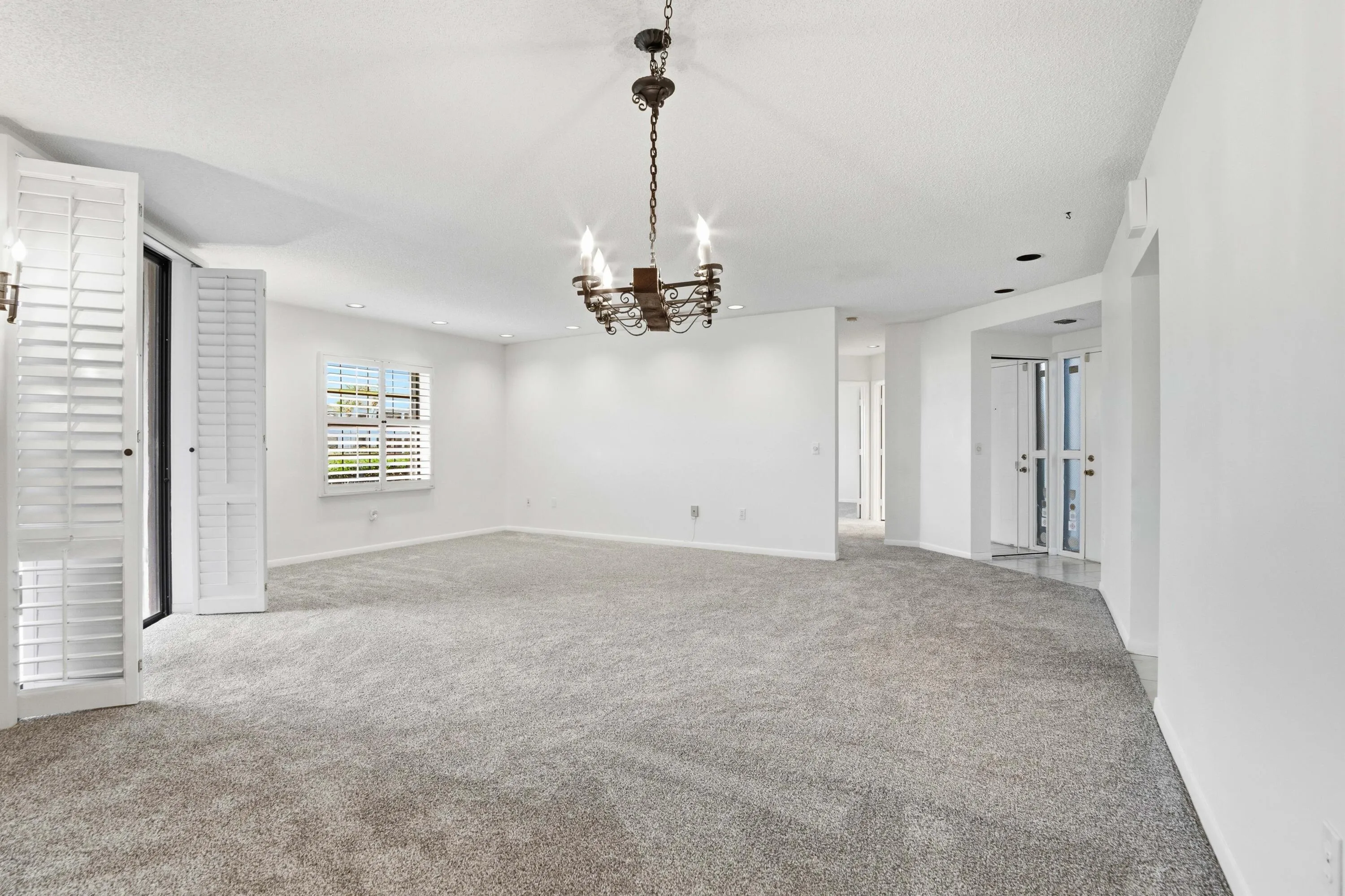 5226 Europa Dr unit _014