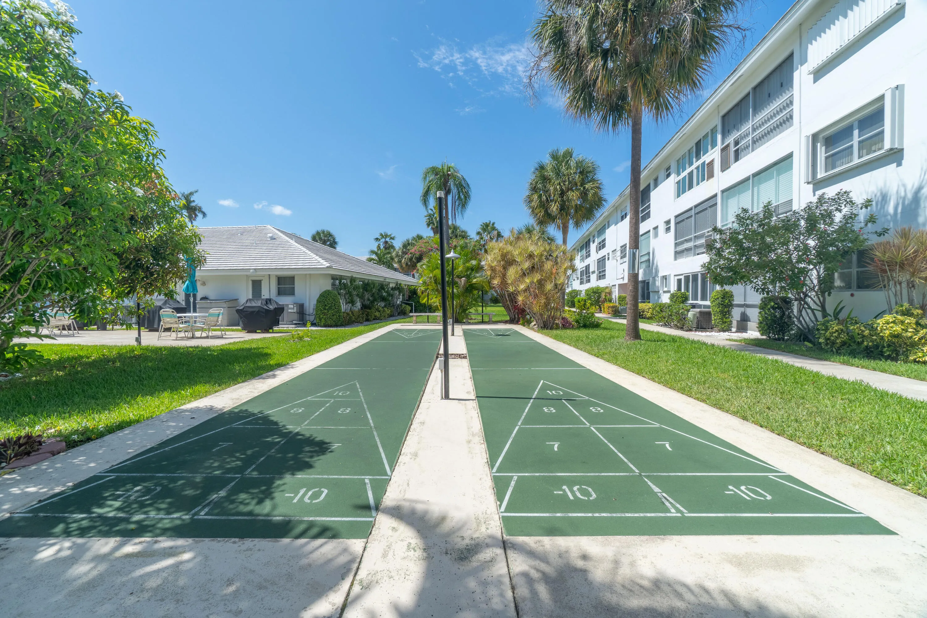 shuffleboard