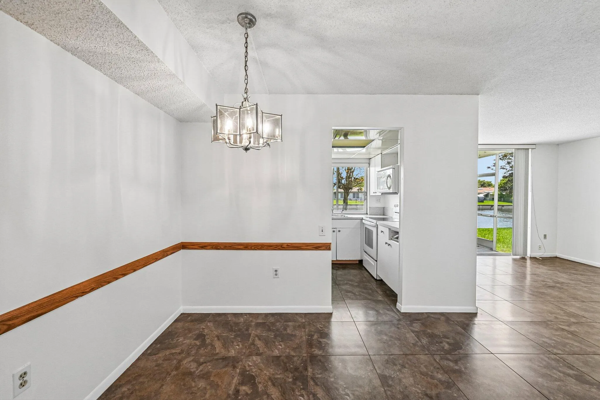 9-web-or-mls-Lime Bay Blvd 103-S2107-009