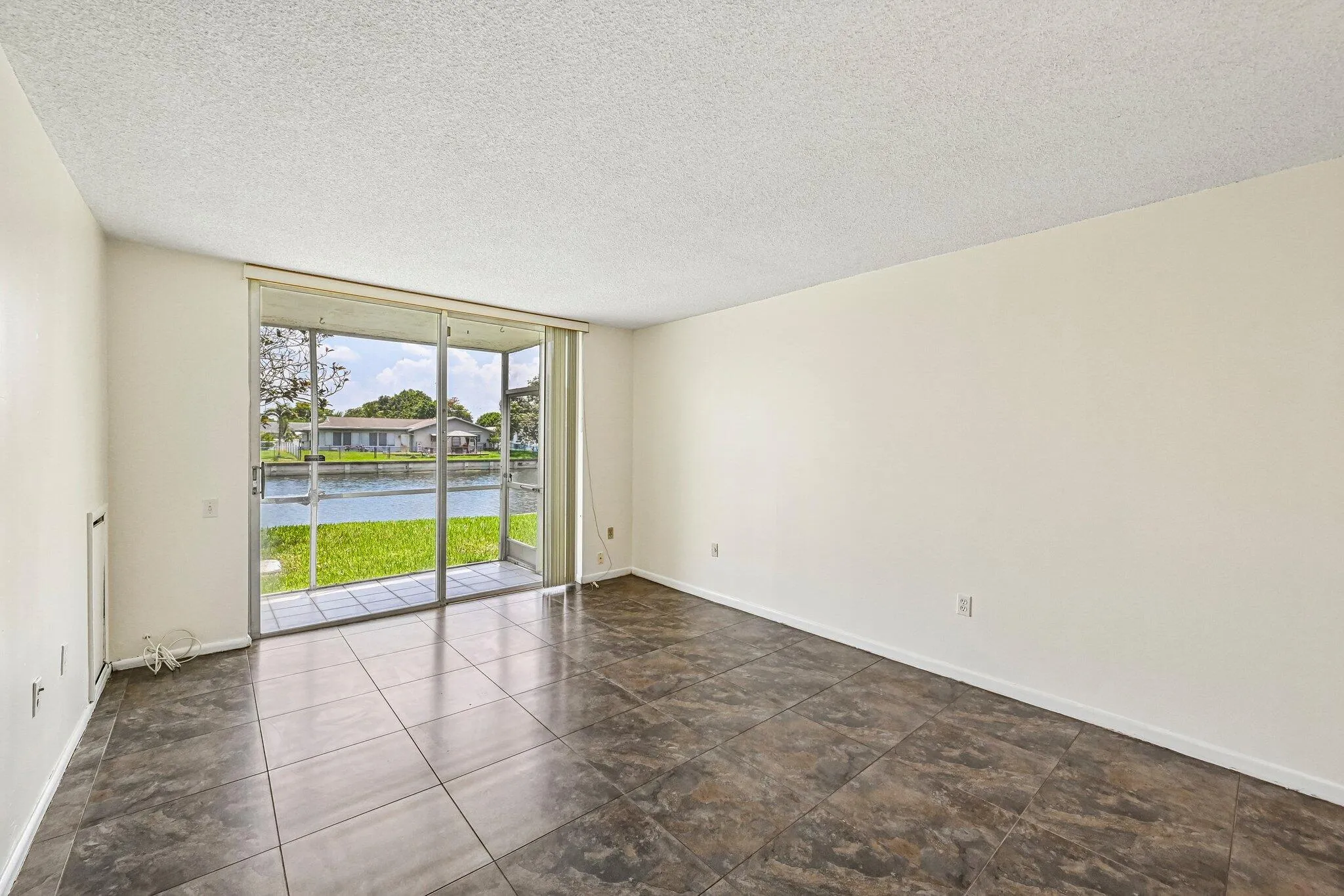 6-web-or-mls-Lime Bay Blvd 103-S2107-006
