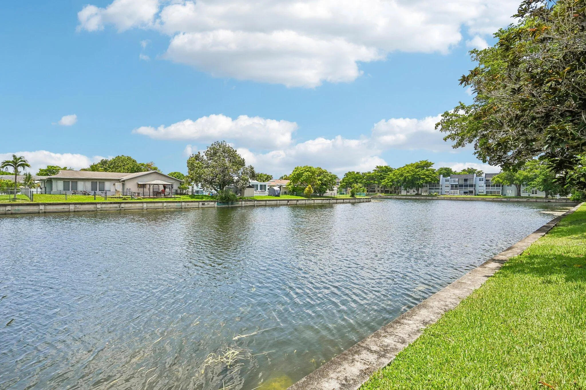 32-web-or-mls-Lime Bay Blvd 103-S2107-03