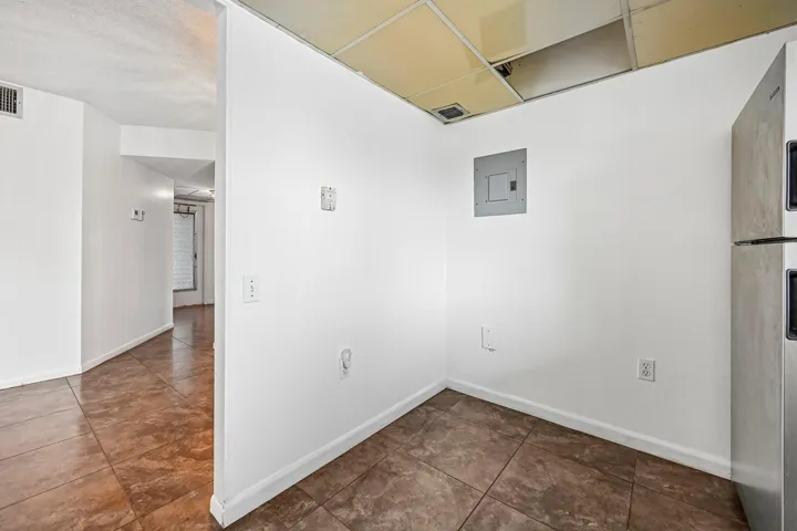 14-web-or-mls-Lime Bay Blvd 103-S2107-01
