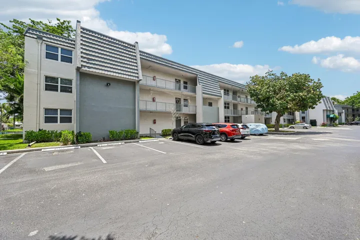 25-web-or-mls-Lime Bay Blvd 103-S2107-02