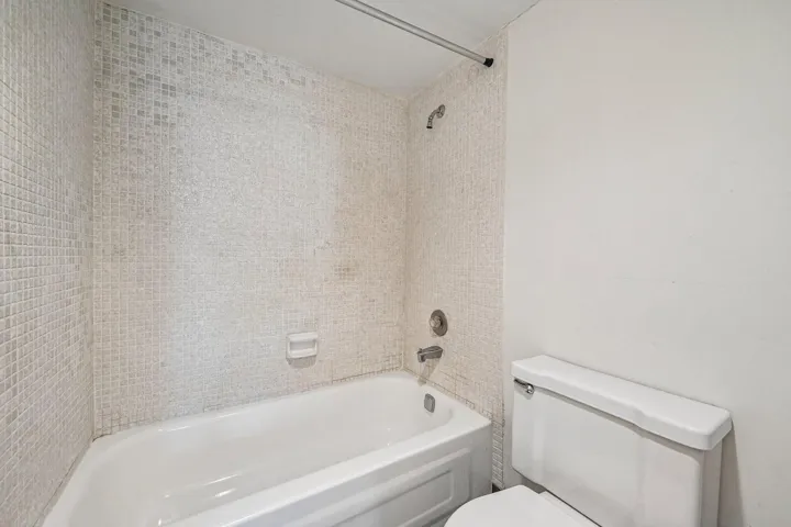 20-web-or-mls-Lime Bay Blvd 103-S2107-02
