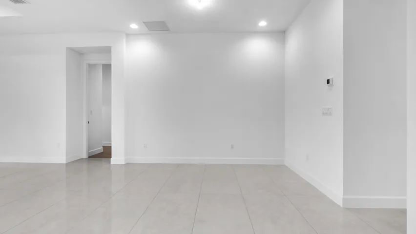 VBA08185