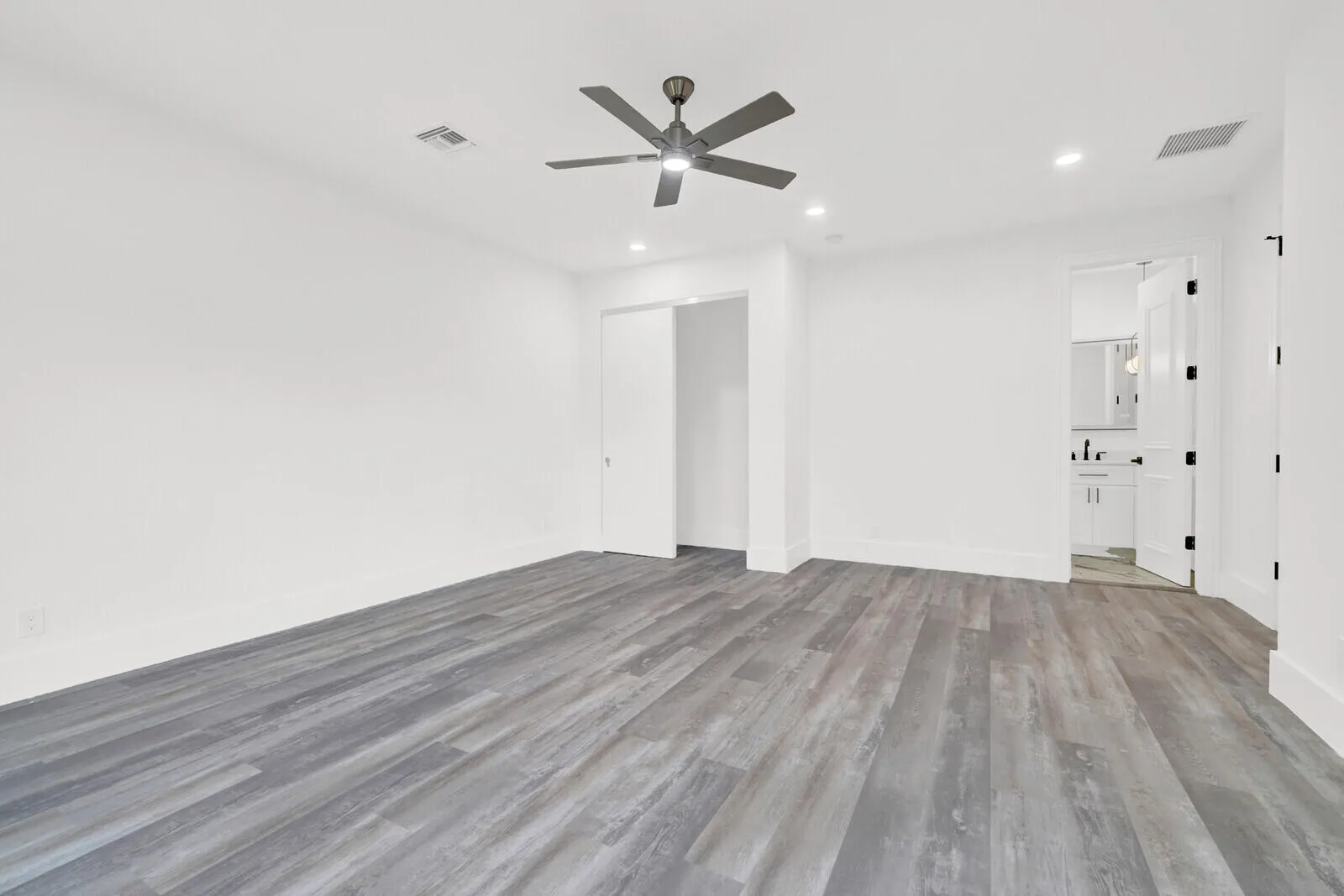 Property photo 72