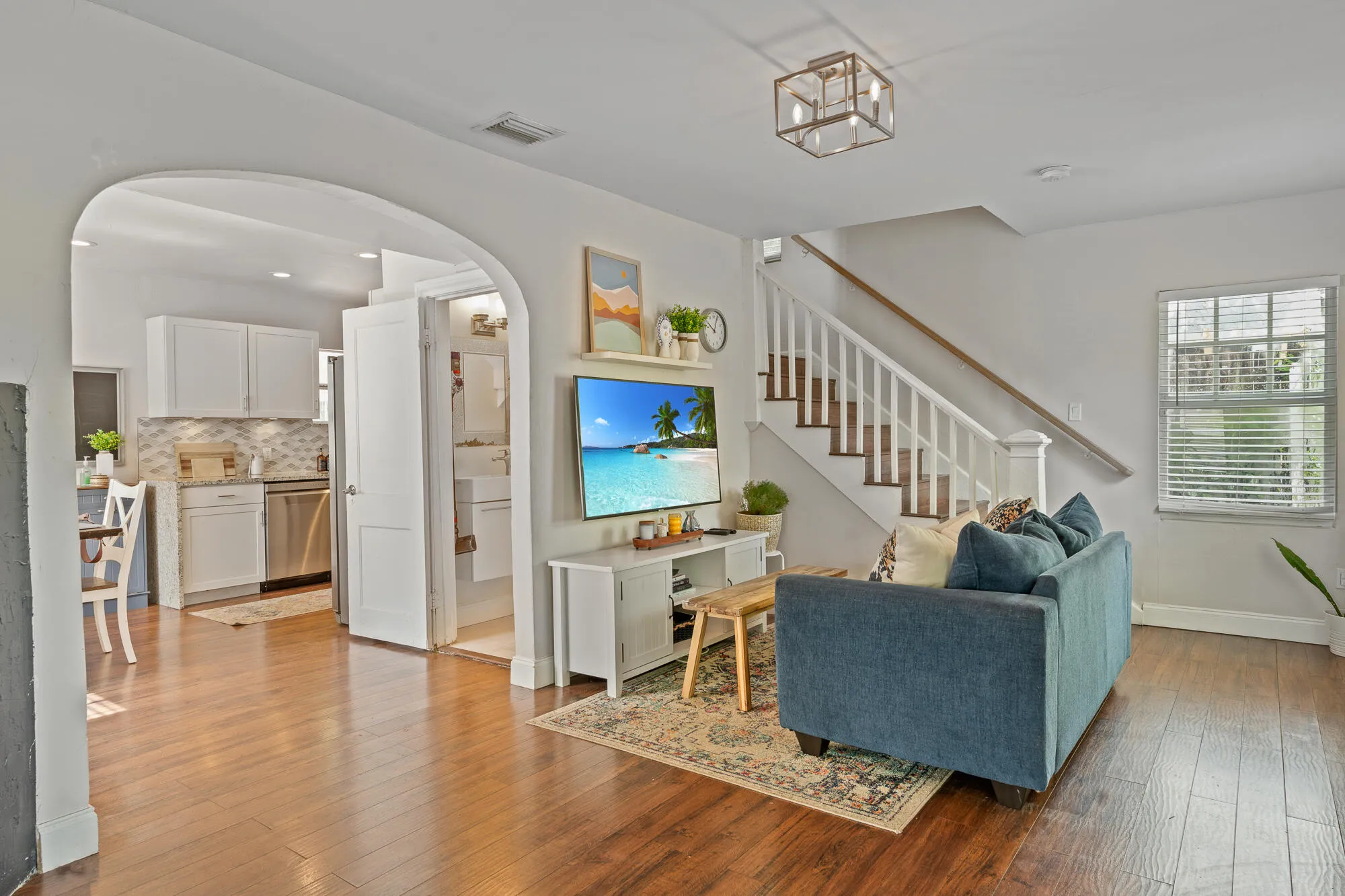 820 29th st west-26
