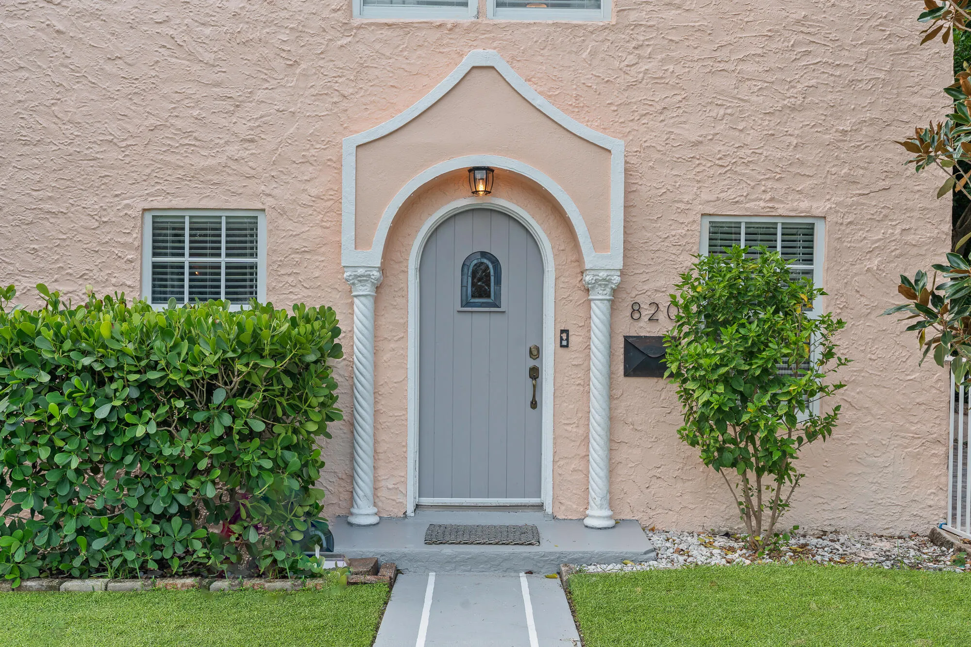 820 29th st west-16