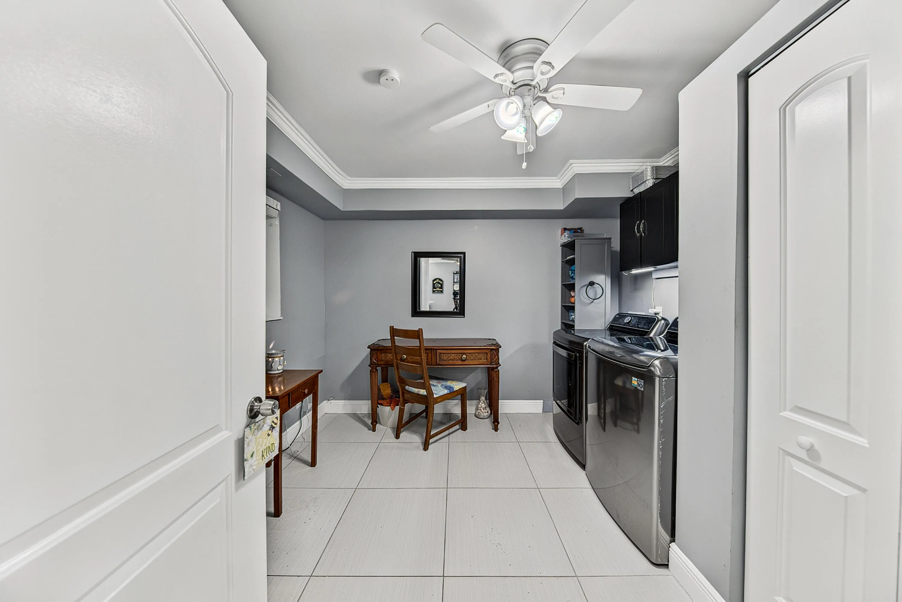 4th bedroom currently used as office and laundry,