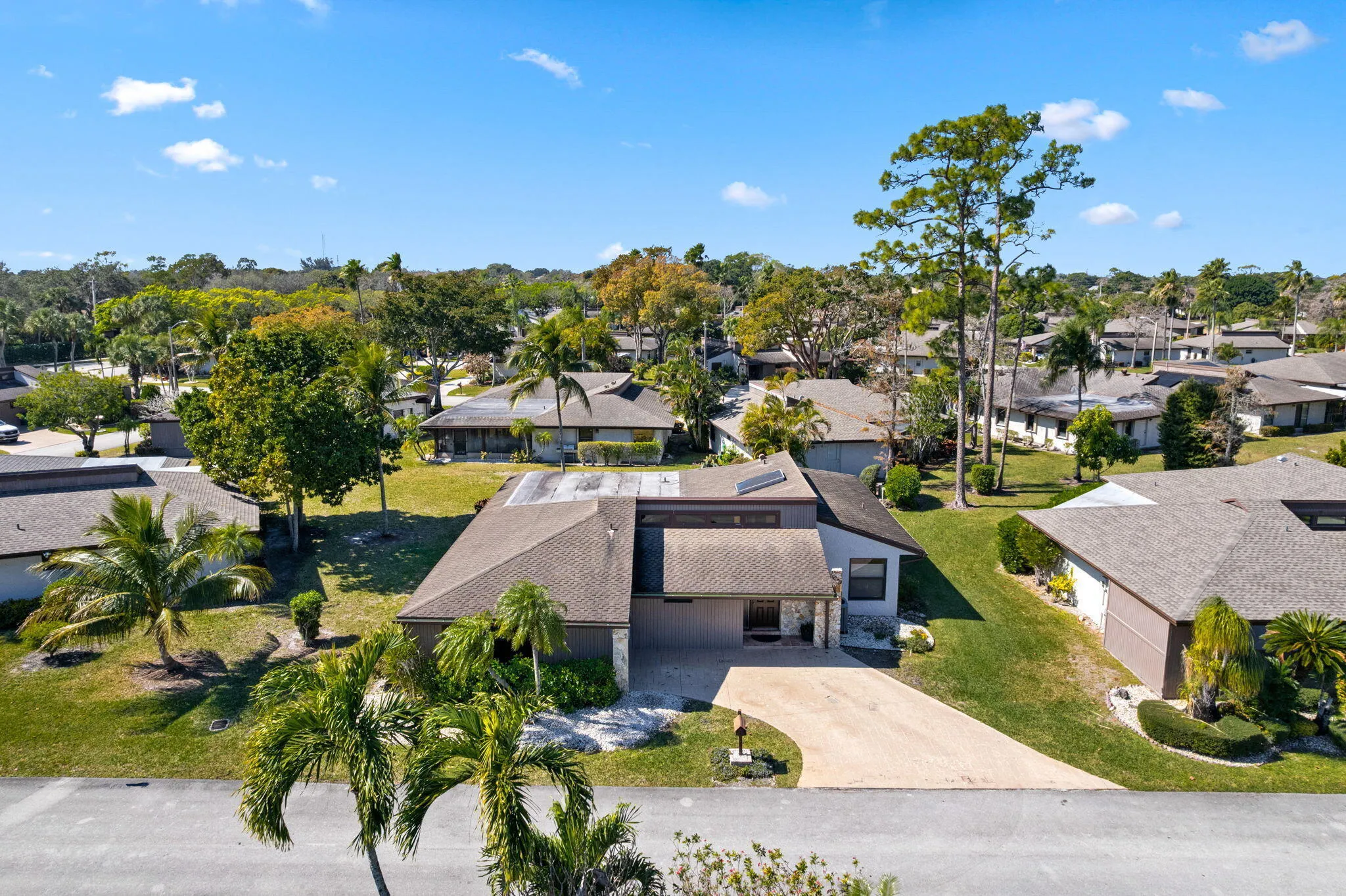 33-web-or-mls-7811 Beechfern Cir-33