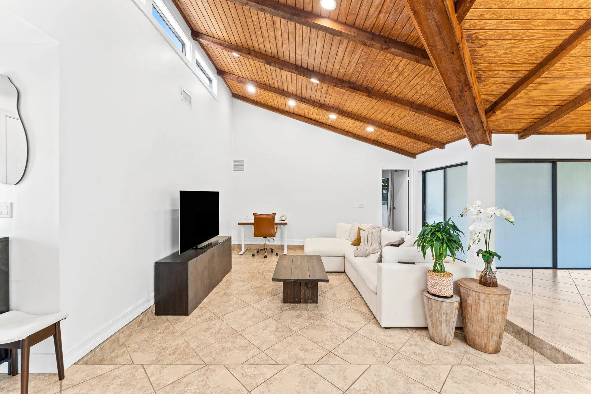 10-web-or-mls-7811 Beechfern Cir-10