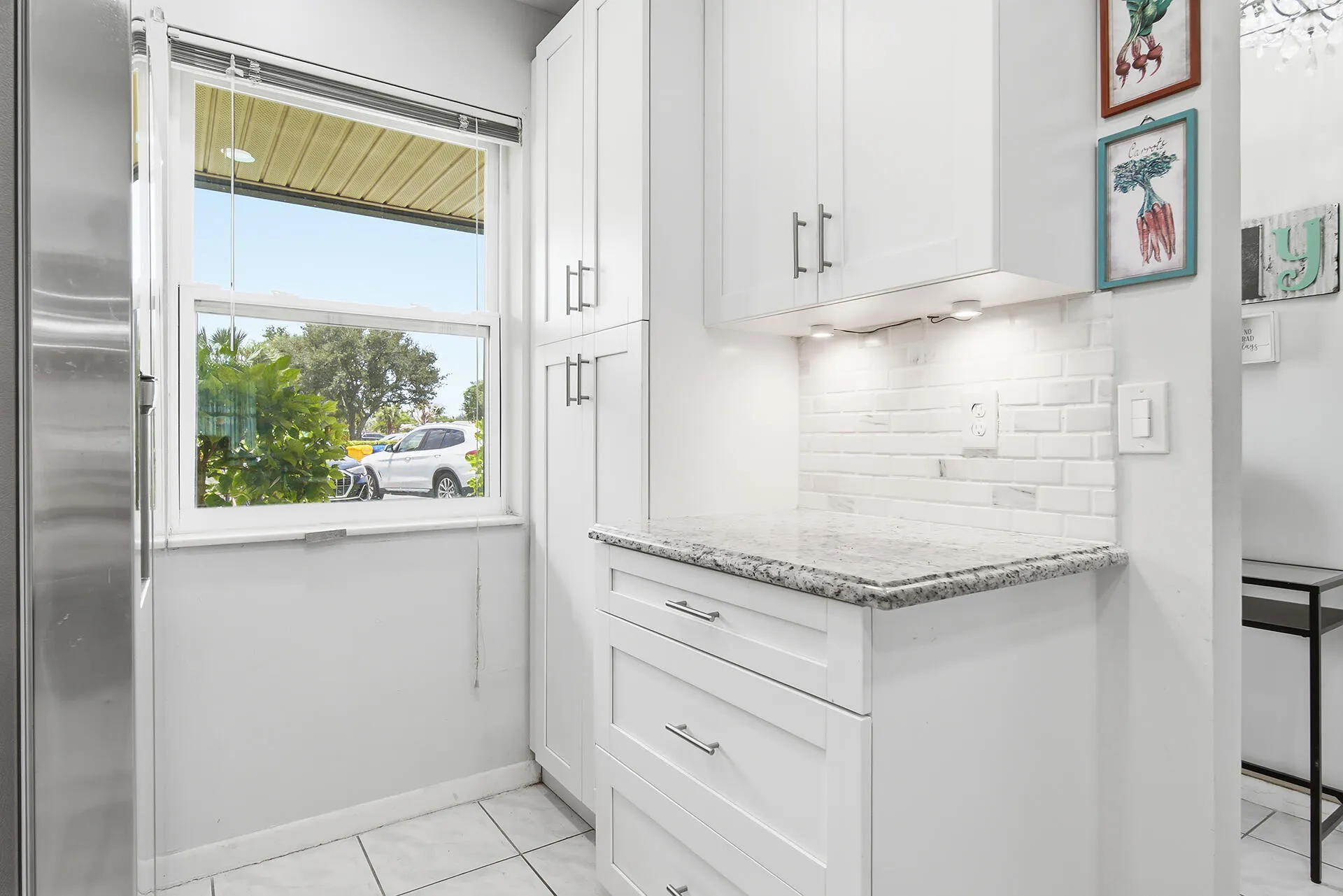 232-LAKE-MERYL-DRIVE-33411-015
