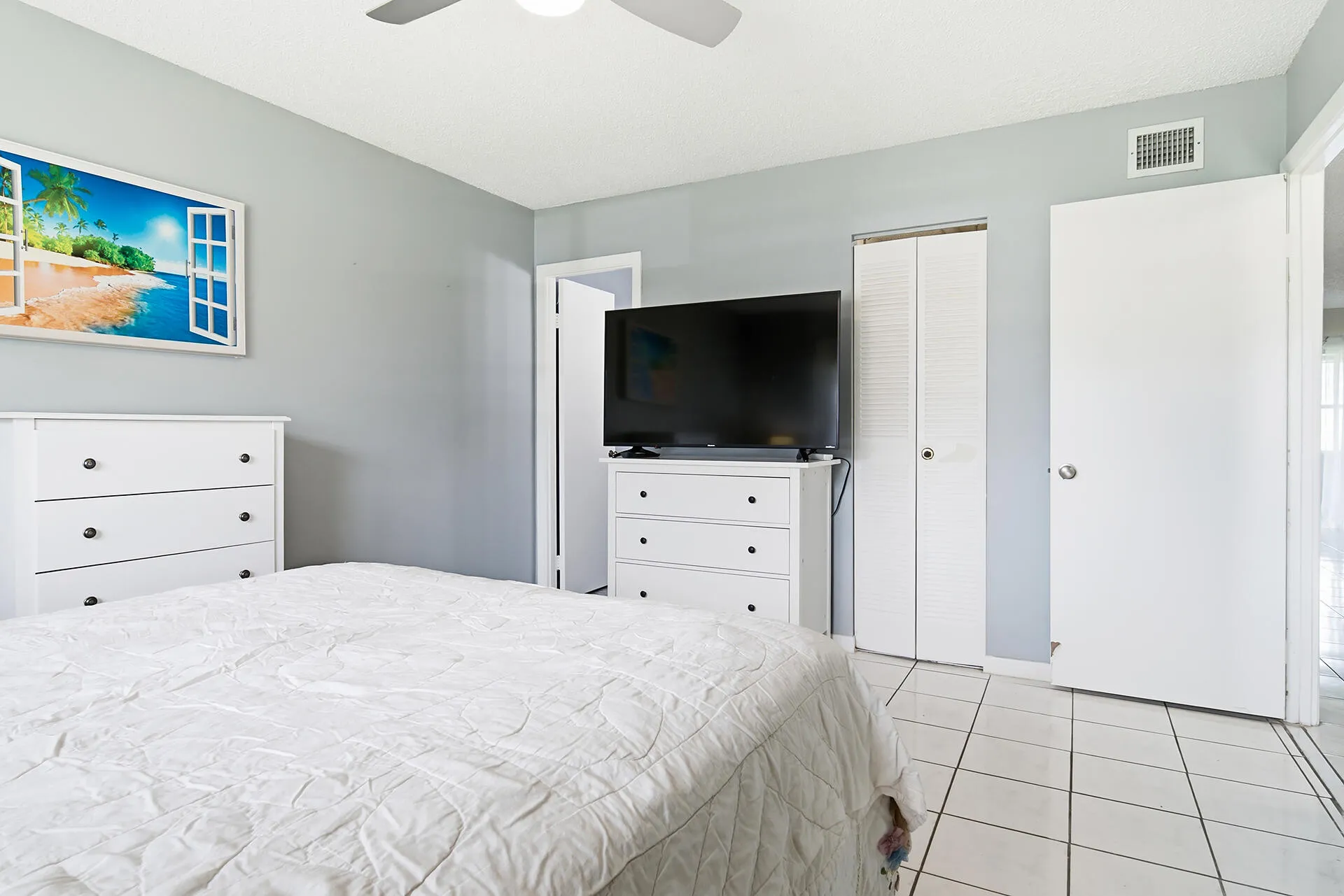 232-LAKE-MERYL-DRIVE-33411-019