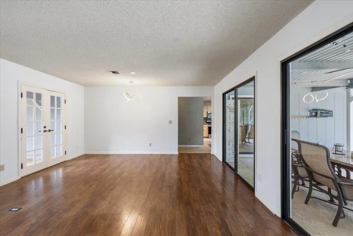 Living/dining