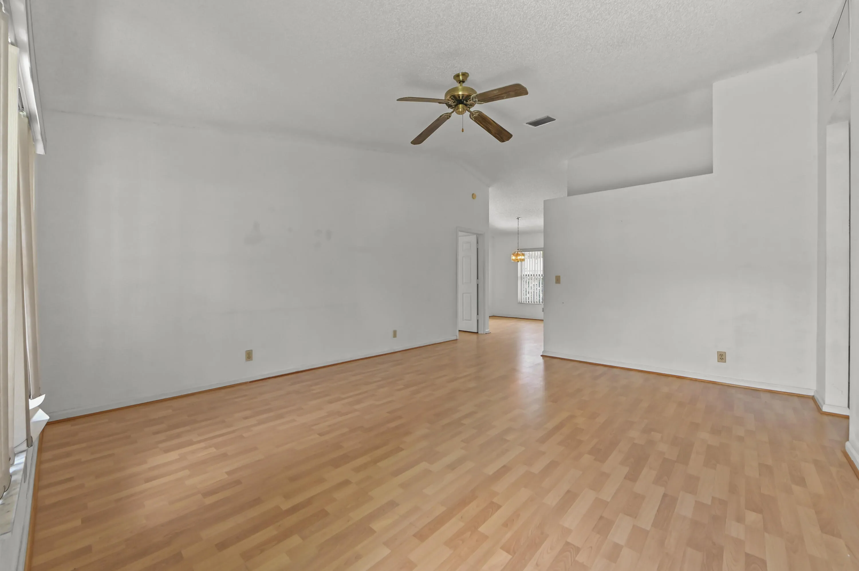 03 Living room 01