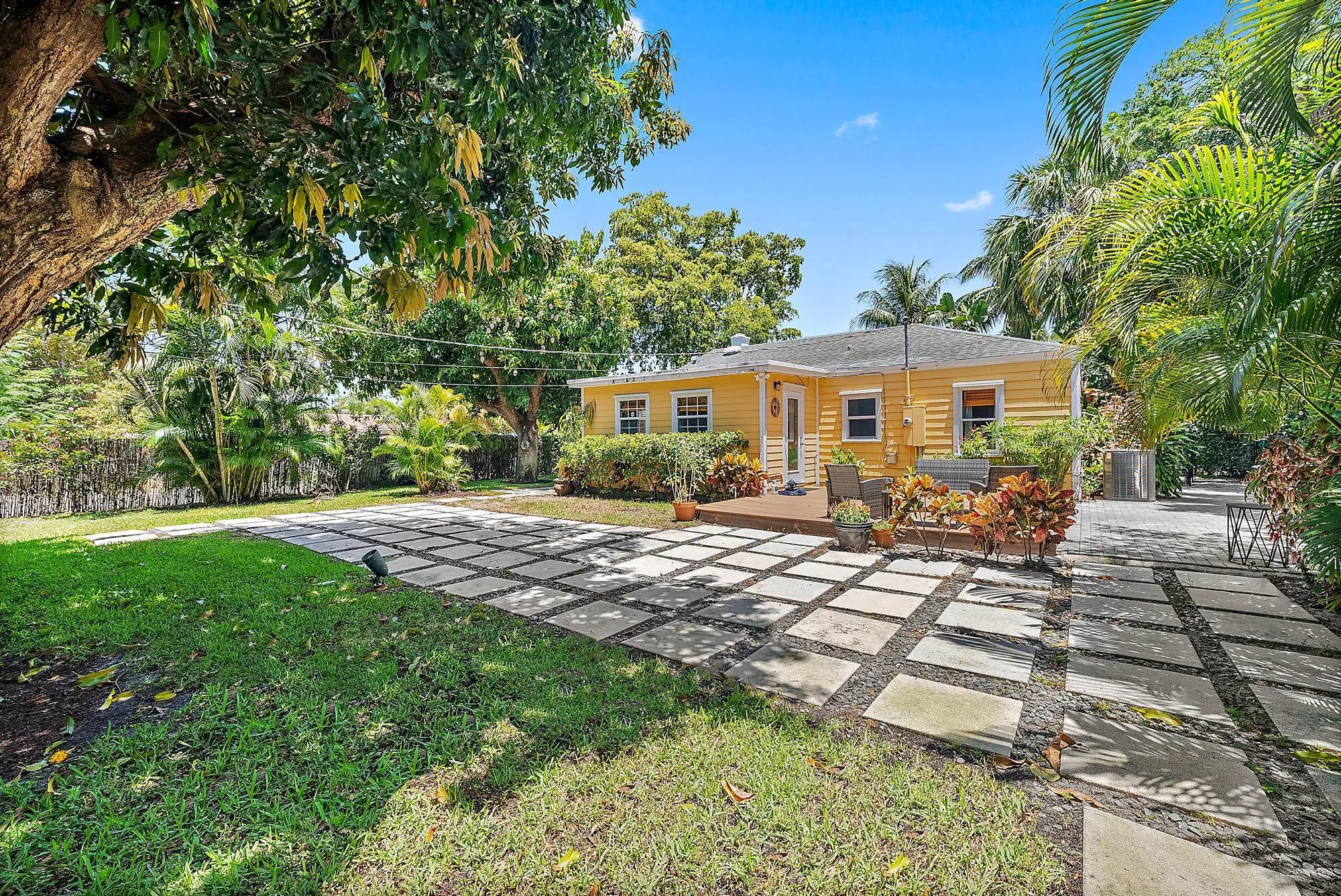 428 Palmetto St-6