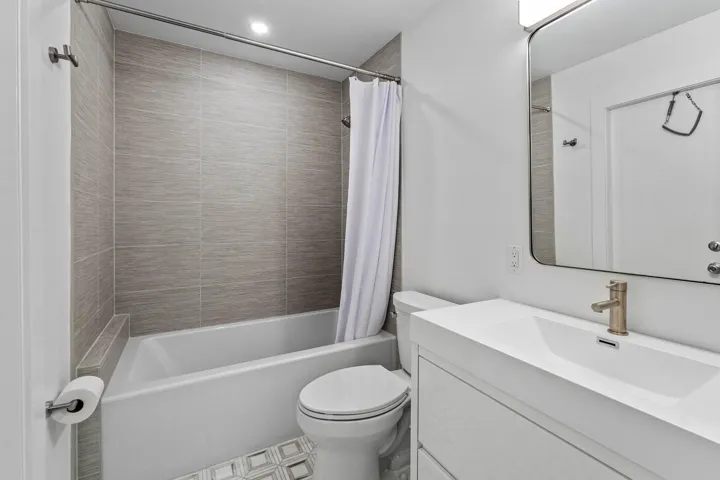 Cabana Bath