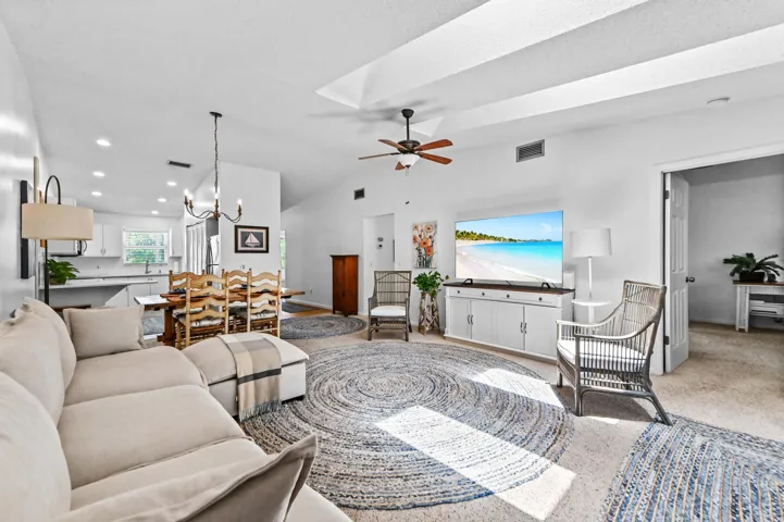 06 Living room 03
