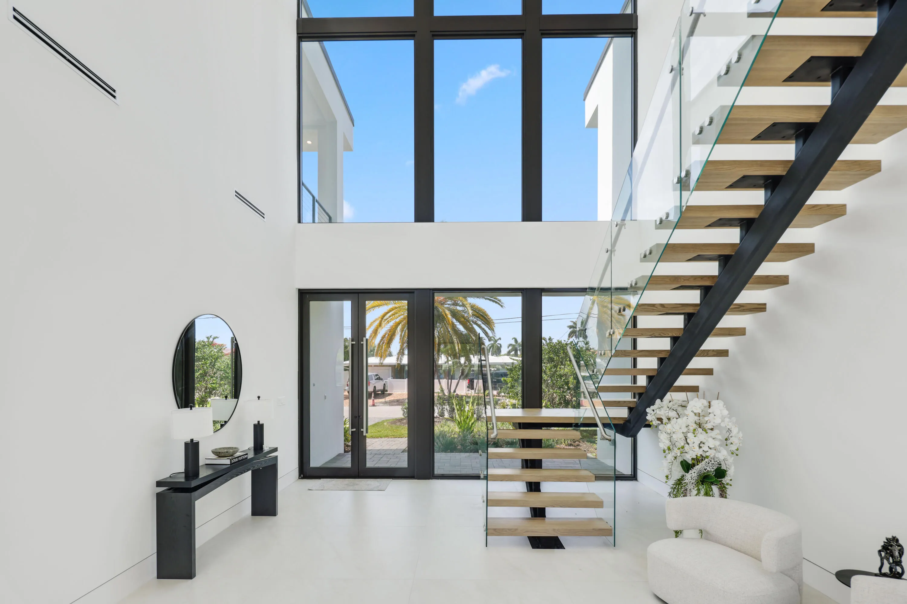 2612 Northeast 4th St - 9.jpg-FULL