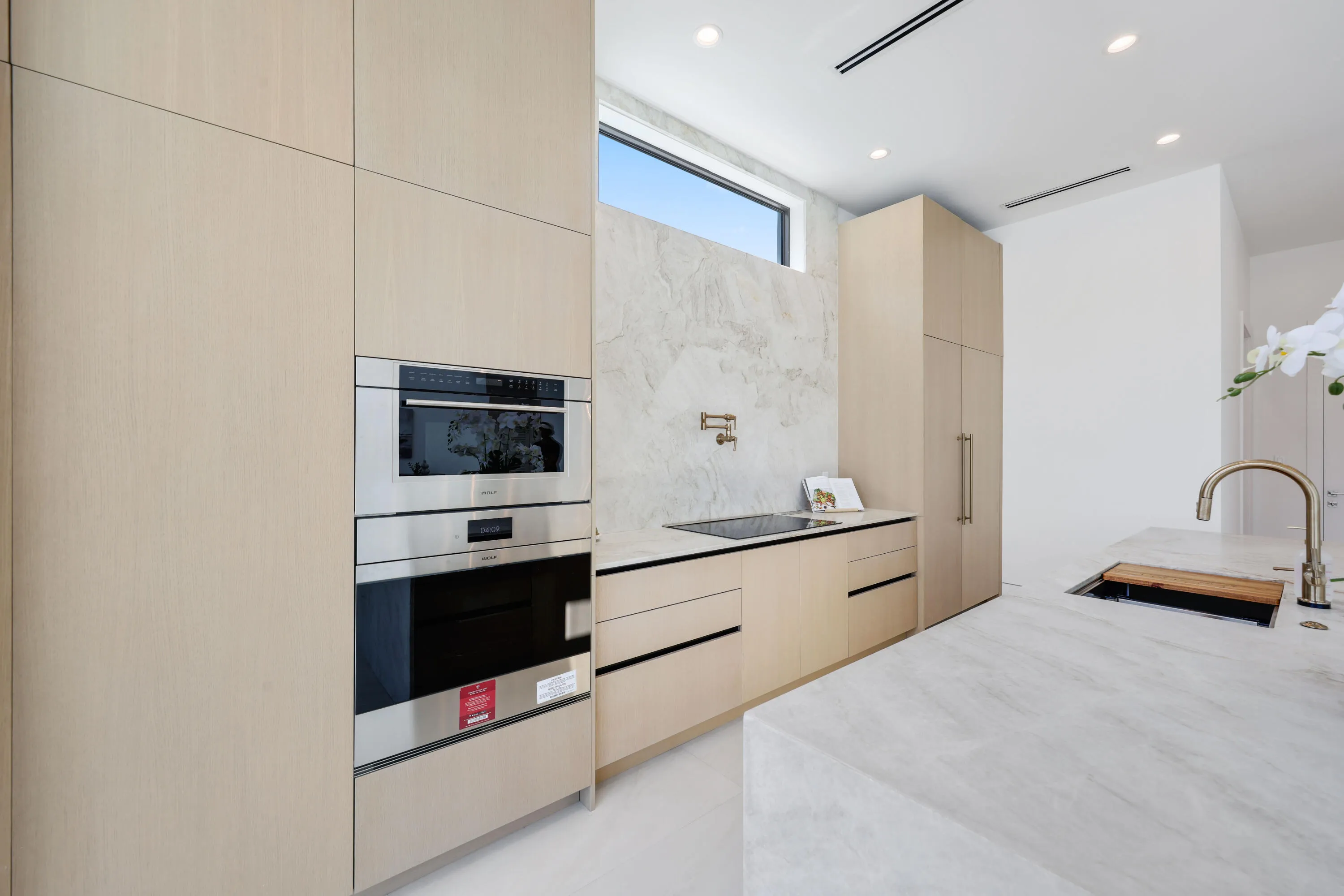 2612 Northeast 4th St - 31.jpg-FULL