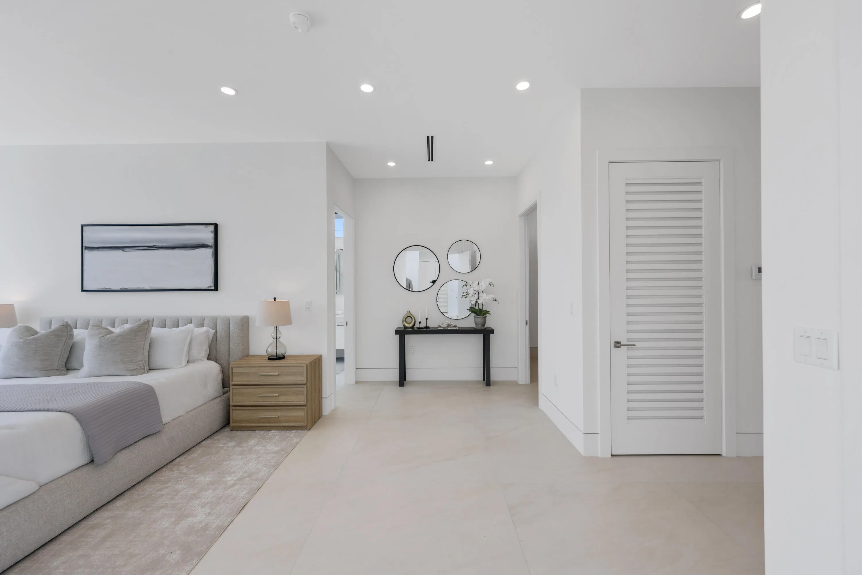 2612 Northeast 4th St - 62.jpg-FULL